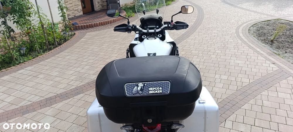 Honda VFR - 14