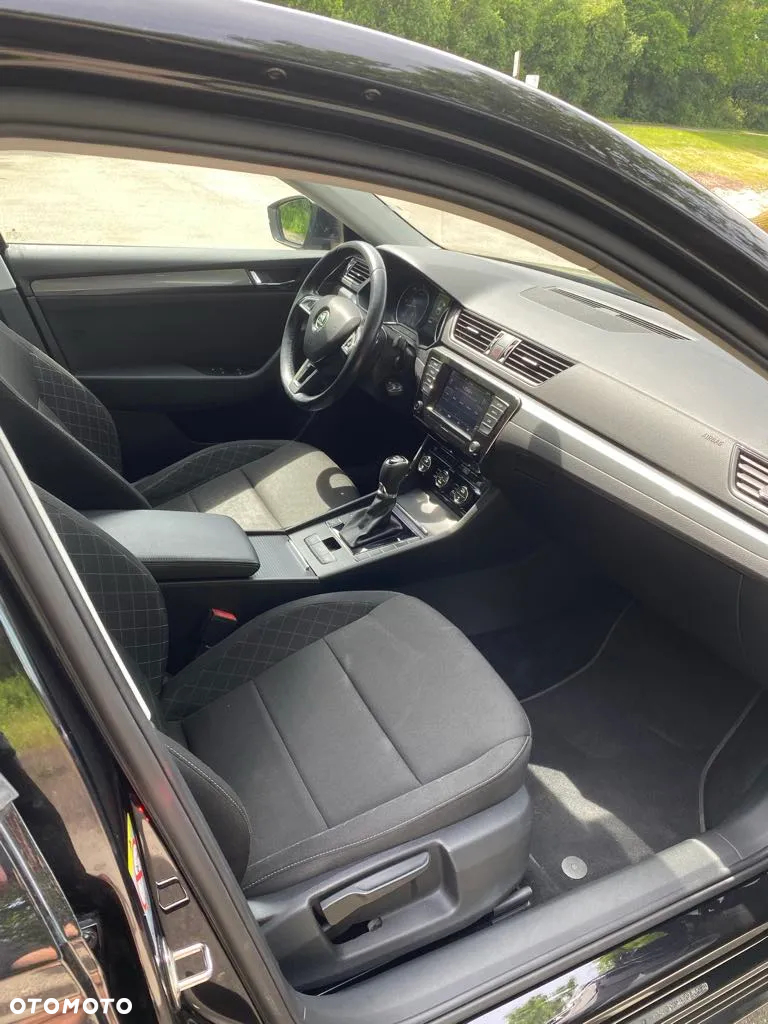 Skoda Superb 2.0 TDI Active DSG - 18