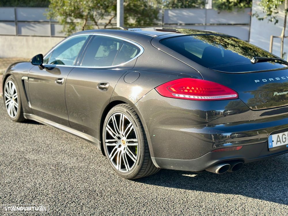 Porsche Panamera - 6