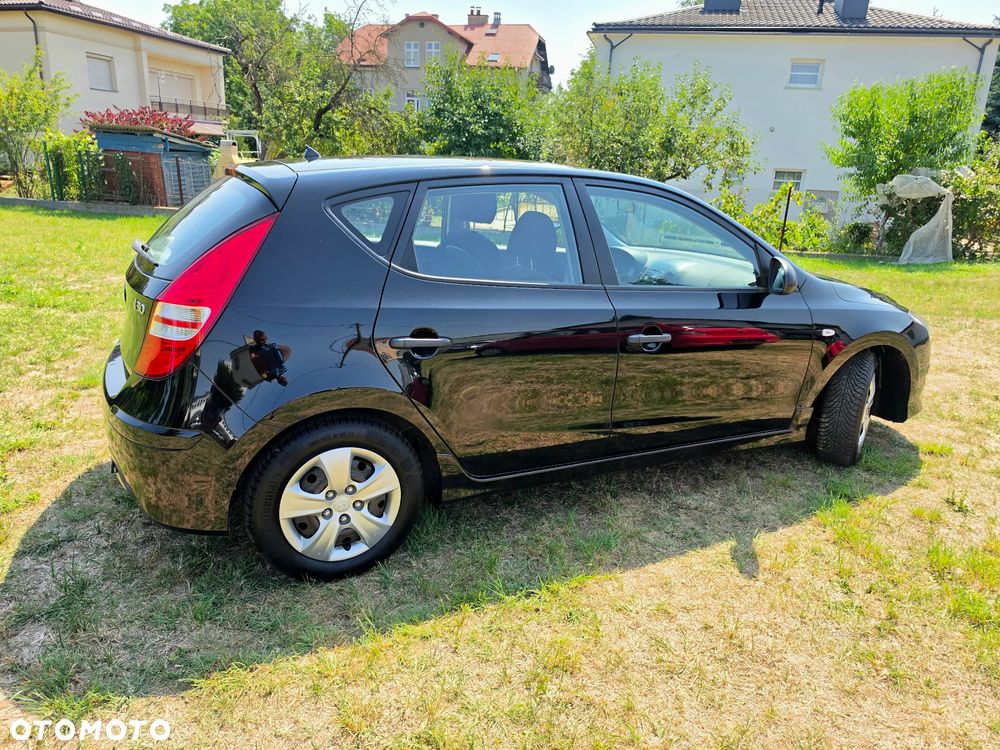 Hyundai i30 1.4 FIFA WM Edition - 19