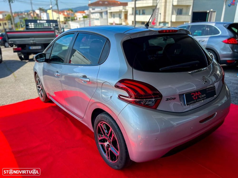 Peugeot 208 1.6 BlueHDi Allure - 6