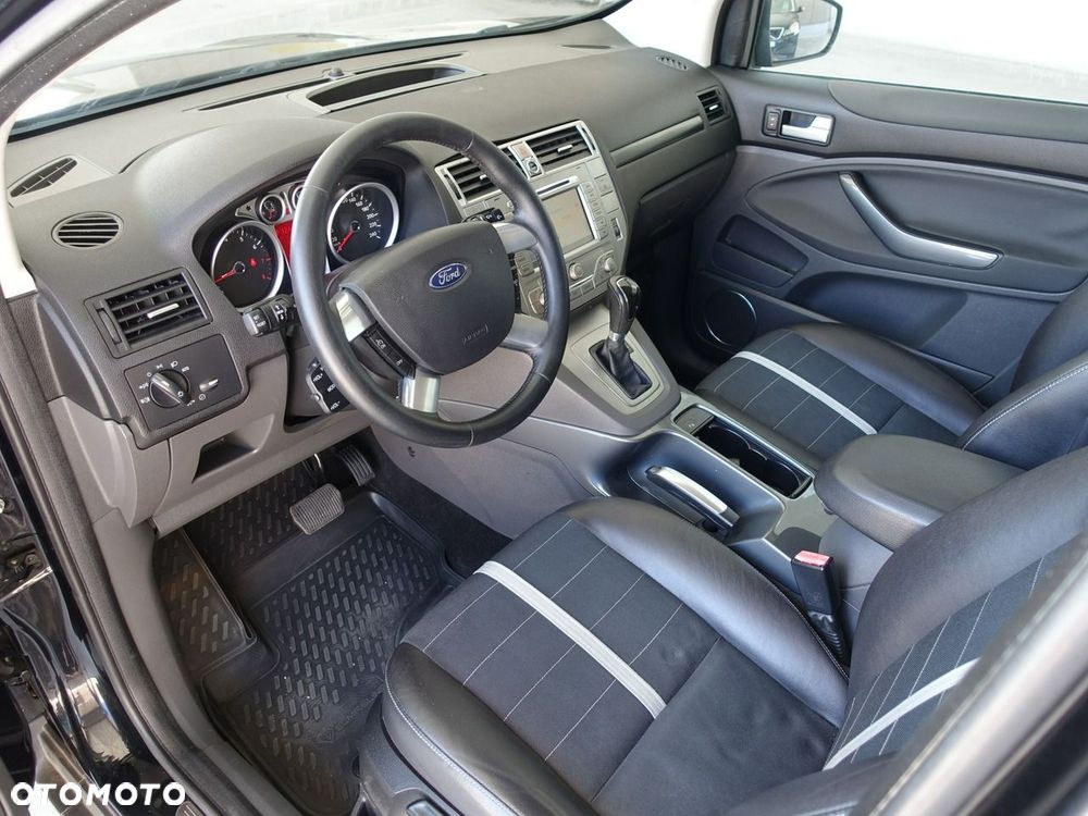 Ford Kuga 2.5 4x4 Titanium - 11
