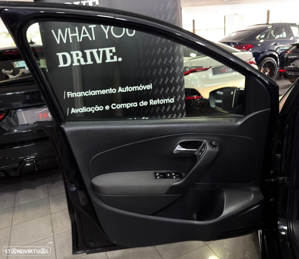 VW Polo 1.2 Confortline - 19