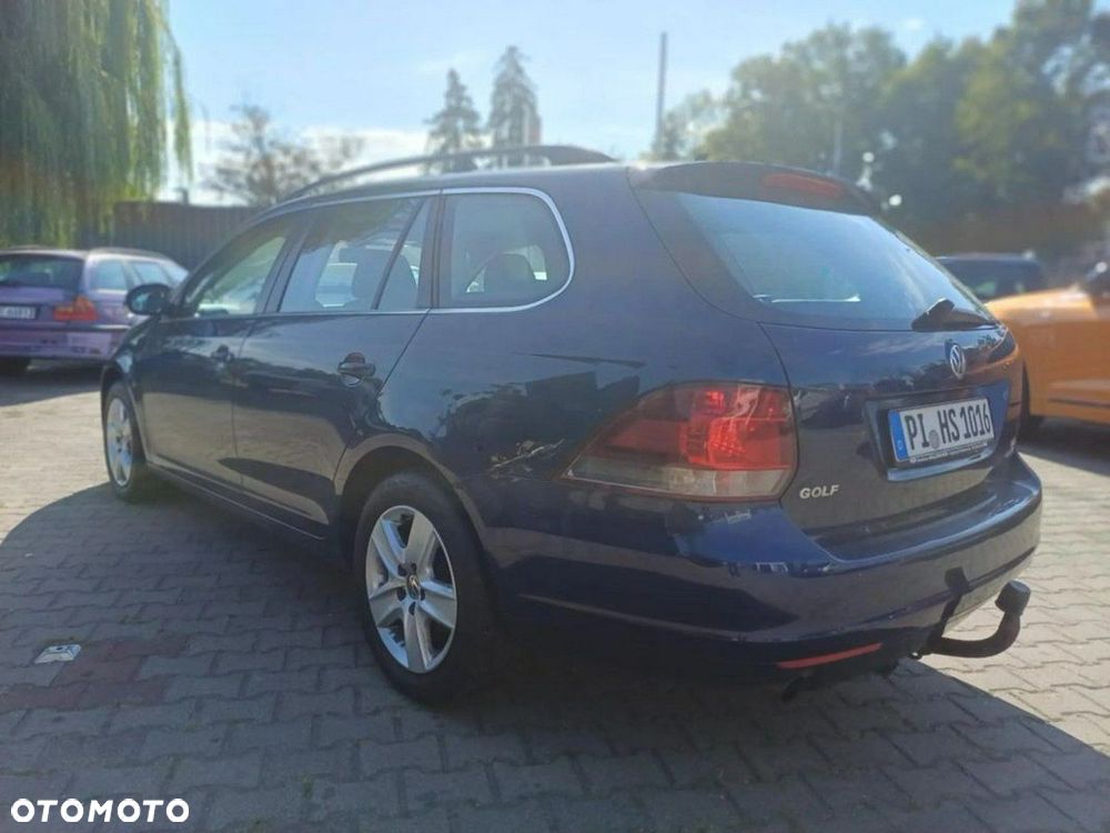 Volkswagen Golf 1.6 TDI DPF BlueMotion Technology Comfortline - 4