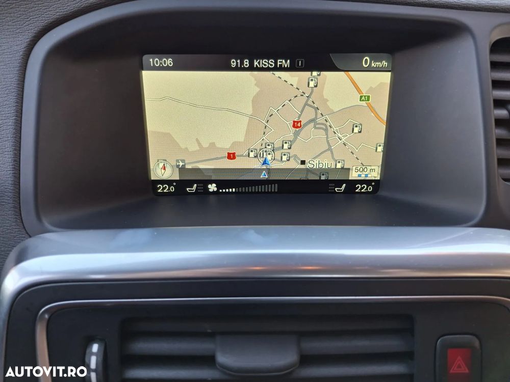 Volvo V60 D6 Plug-In-Hybrid AWD Geartronic Summum - 8