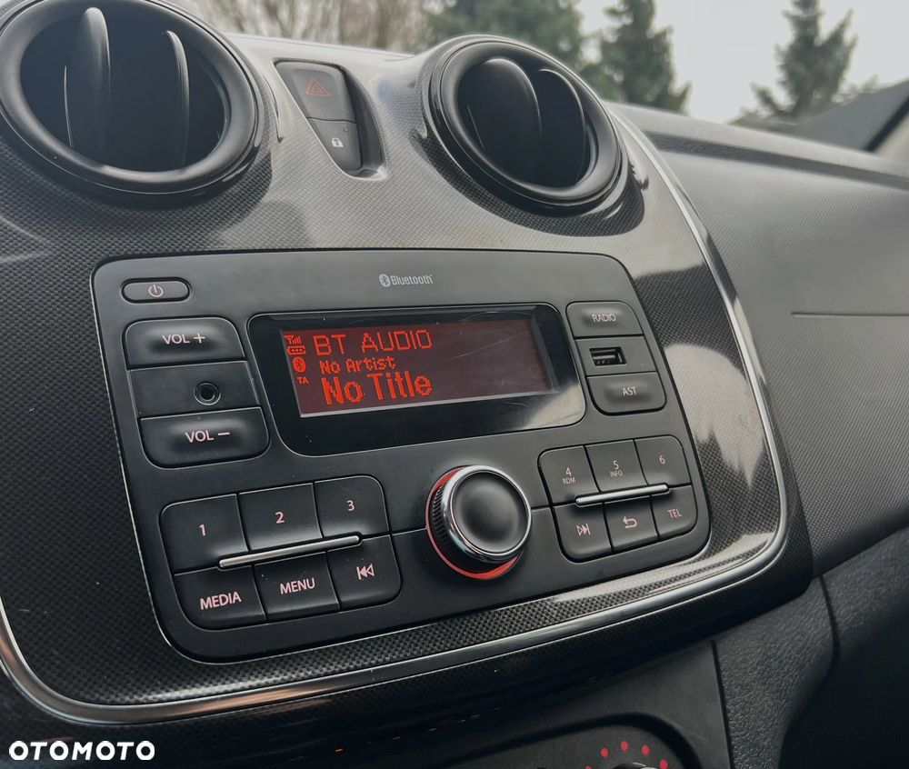 Dacia Sandero 1.0 SCe Laureate - 21