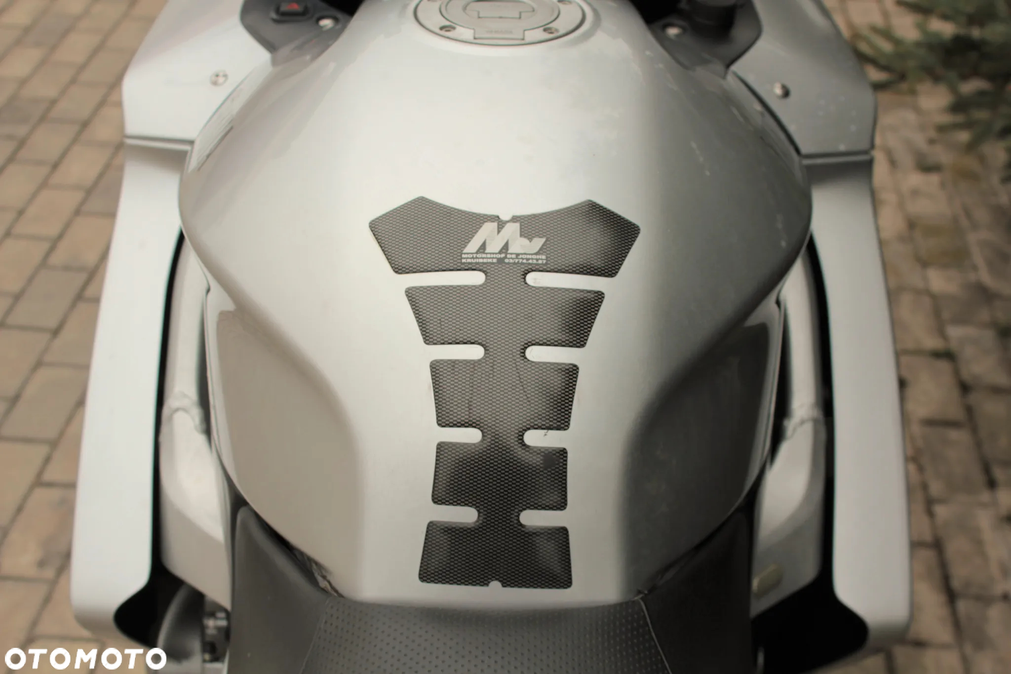 Yamaha FJR - 13