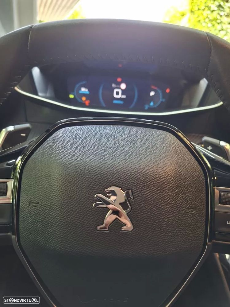 Peugeot 208 1.2 PureTech Allure Pack EAT8 - 17