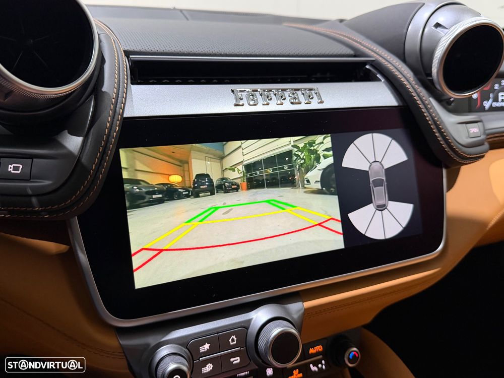 Ferrari GTC4 Lusso - 45