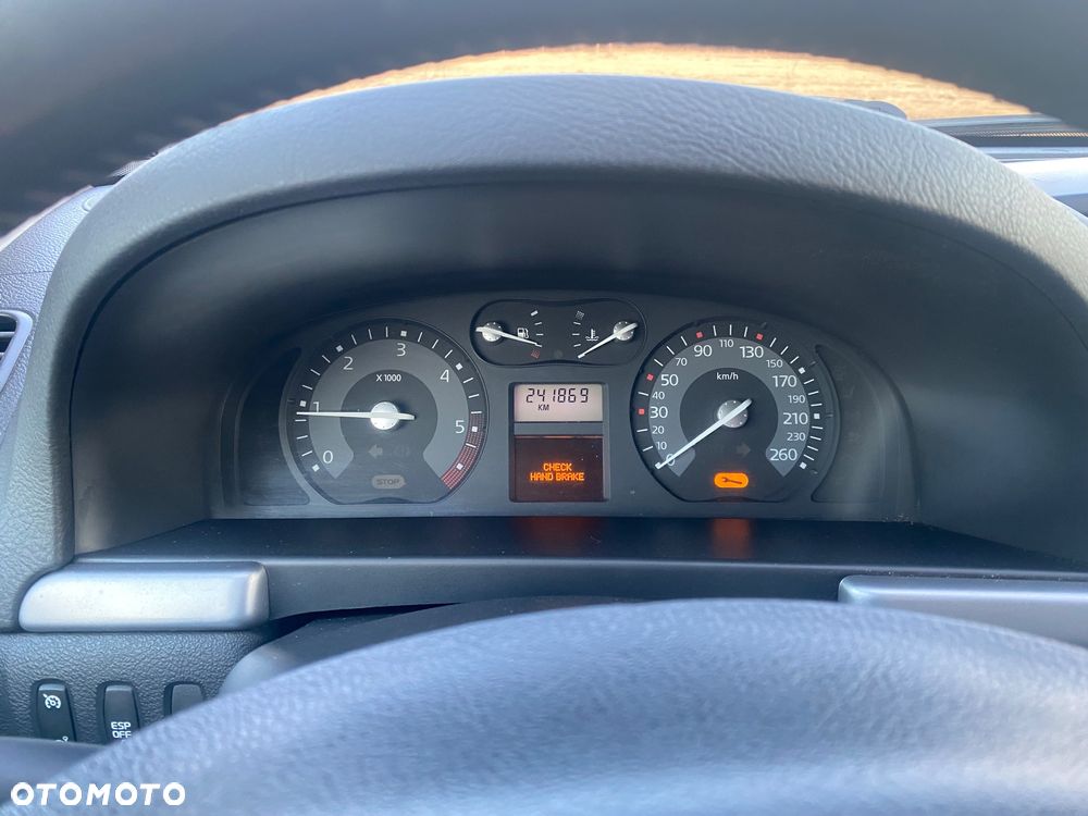 Renault Laguna 1.9 dCi Initiale - 15