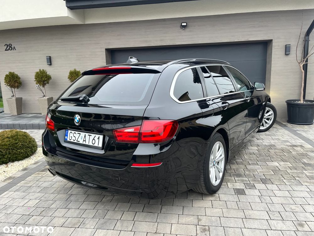 BMW Seria 5 525d Touring - 2