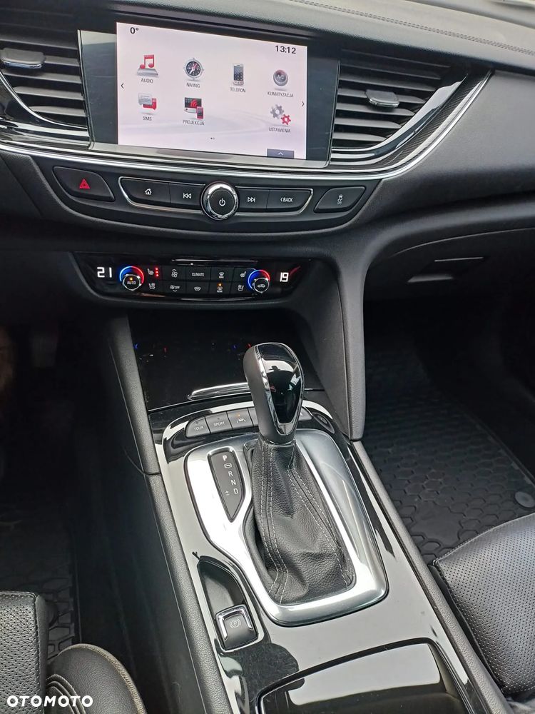 Opel Insignia 2.0 T 4x4 Innovation S&S - 16