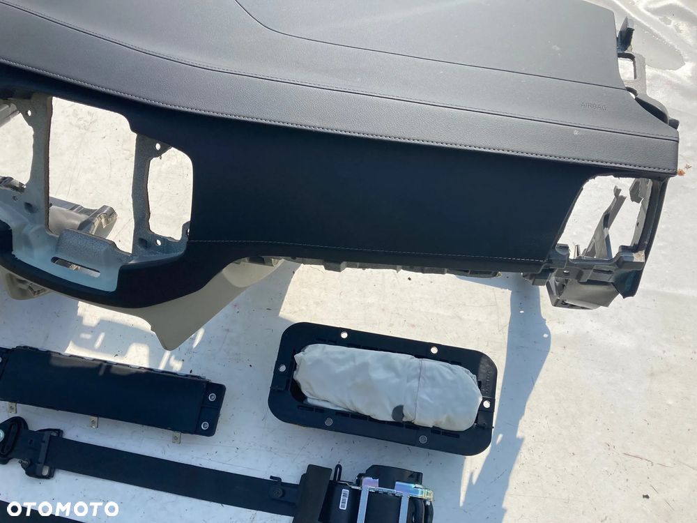 VOLVO XC90 II DESKA KONSOLA KOKPIT PULPIT PÓŁKA PARAPET PODUSZKI POWIETRZNE KIEROWCY PASAZERA KOLAN PODUSZKA POWIETRZNA KOLANOWA AIRBAG PASY PAS SKÓRA EU USA KANADA - 16