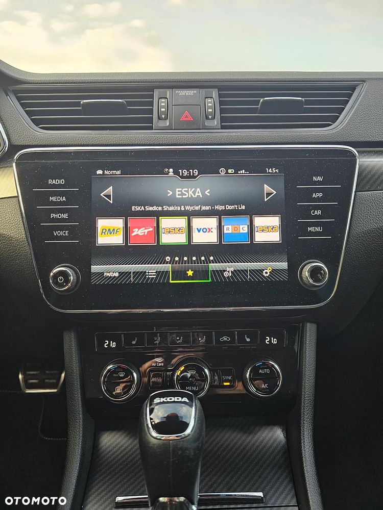 Skoda Superb 2.0 TSI Sportline DSG - 19