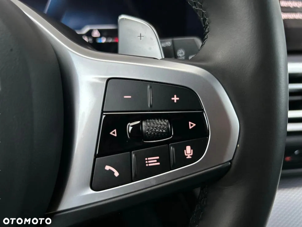 BMW Seria 3 318i M Sport - 26
