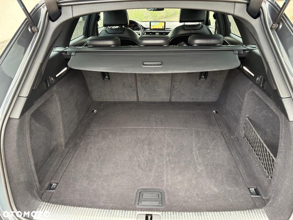 Audi A4 Avant 2.0 TDI S tronic - 13