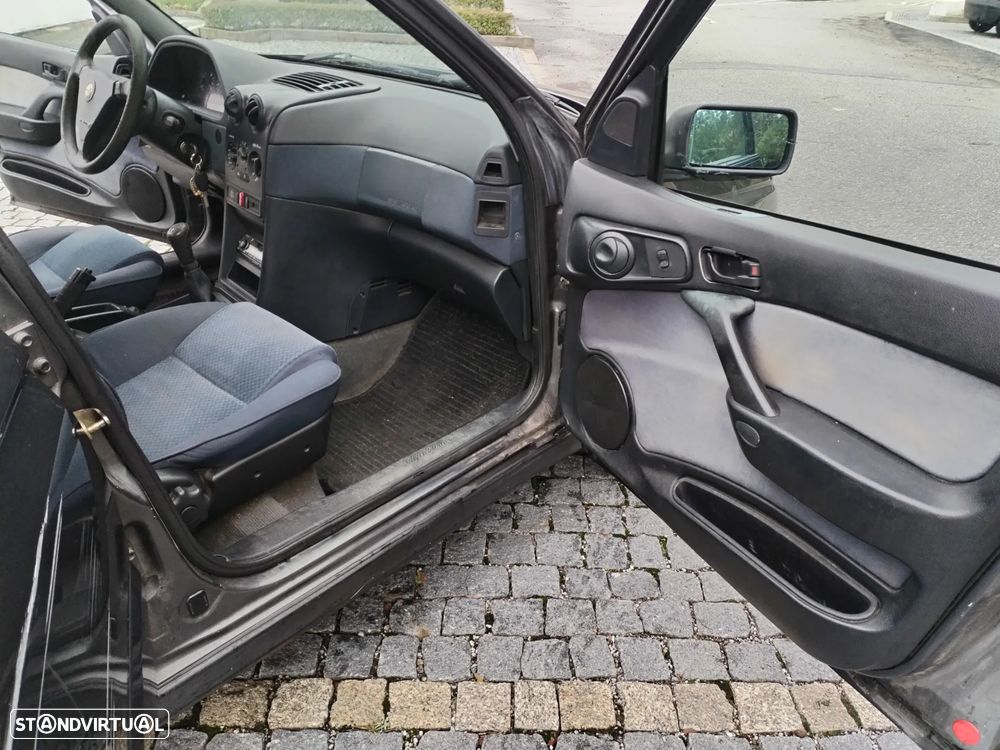 Alfa Romeo 146 1.4 TS 16V Confort - 18