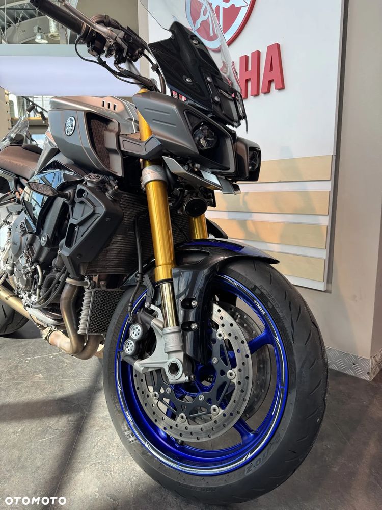 Yamaha MT - 6