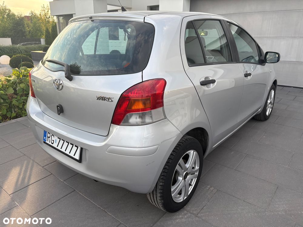 Toyota Yaris 1.33 Sol - 5