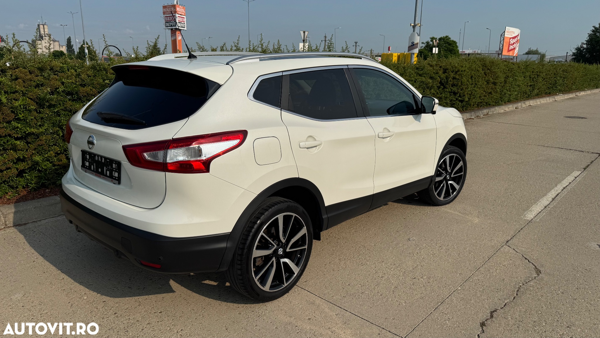 Nissan Qashqai 1.5 DCI Start/Stop Tekna - 16