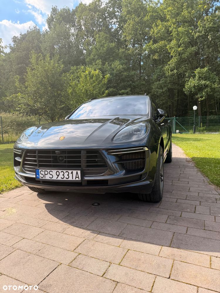 Porsche Macan Turbo - 1