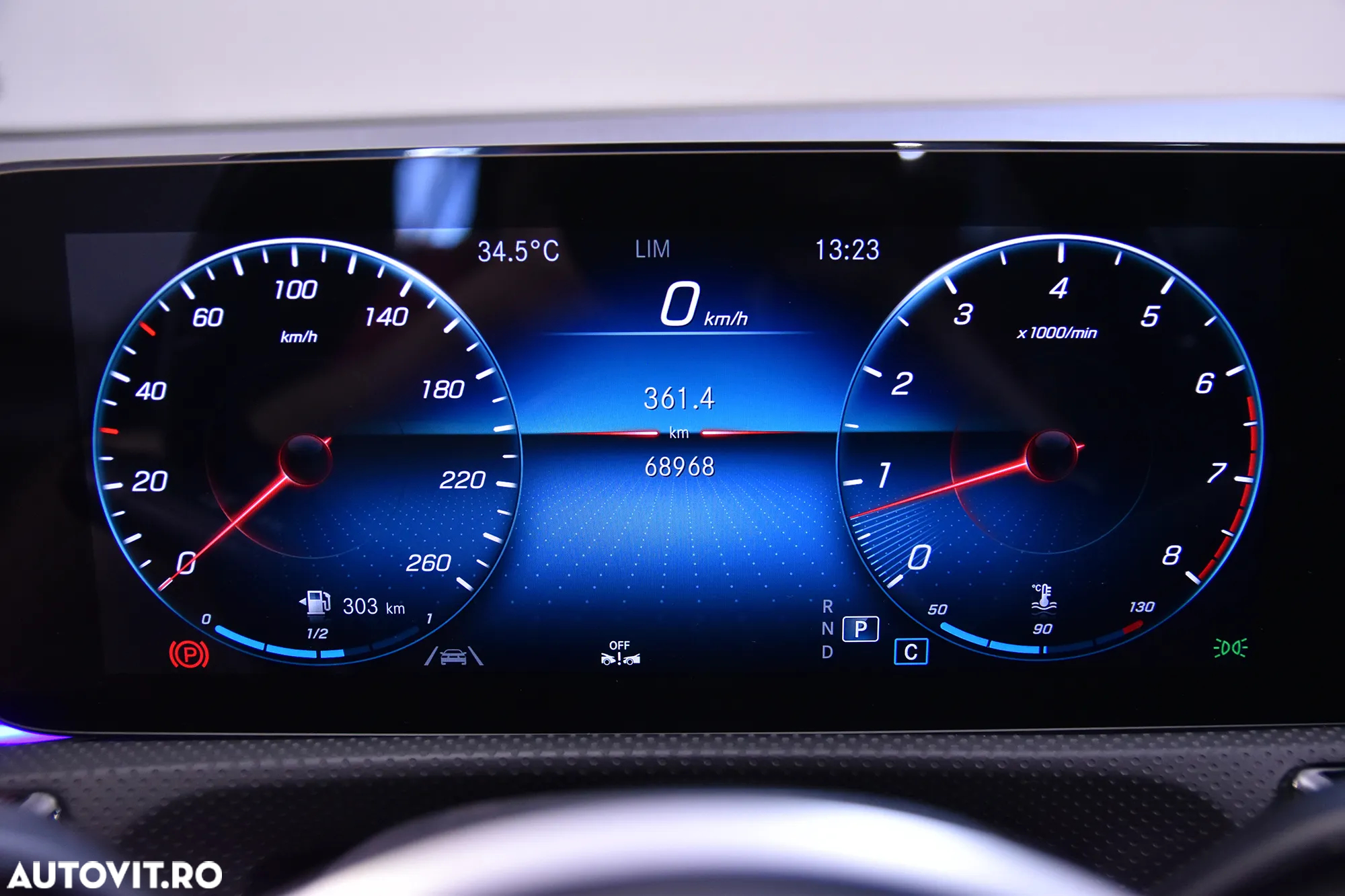 Mercedes-Benz A 220 4MATIC Sedan Aut. - 10