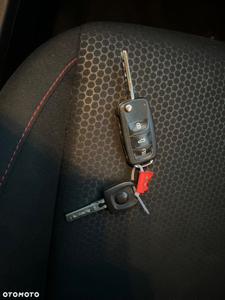 Seat Ibiza SC 1.2 TSI FR - 30