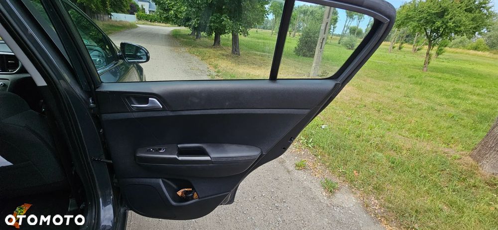 Kia Sportage 1.6 GDI 2WD Black Edition - 14