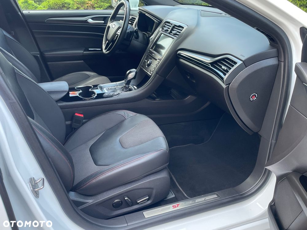 Ford Mondeo - 24