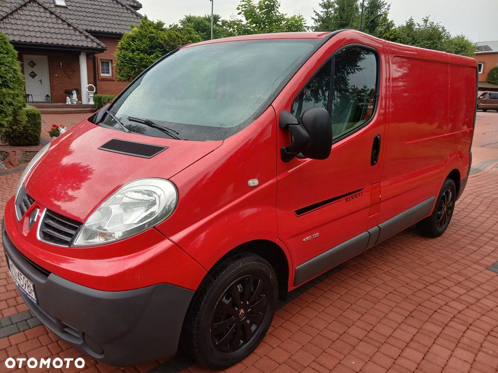 Renault TRAFIC - 1