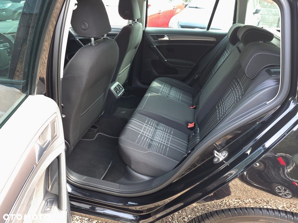 Volkswagen Golf 2.0 TDI BMT 4Mot Highline - 9