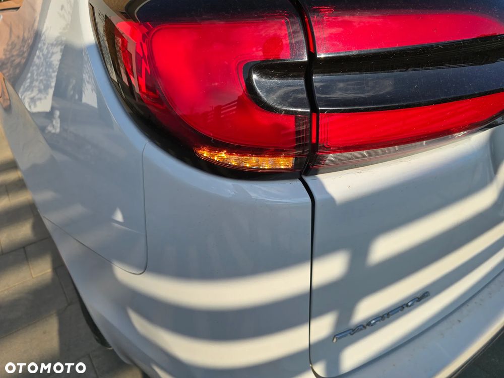 Chrysler Pacifica - 15