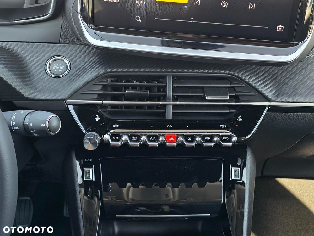 Peugeot 208 1.2 mHEV Allure - 18