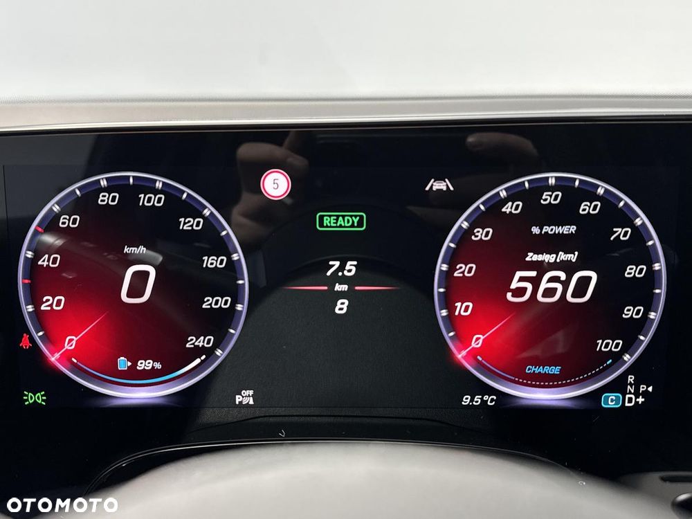 Mercedes-Benz GLB 250+ EQ 85kWh - 14