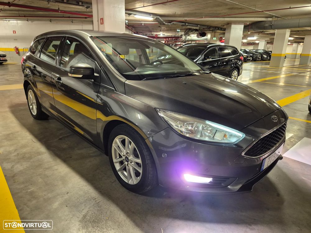 Ford Focus SW 1.5 TDCi EcoBlue Active - 36