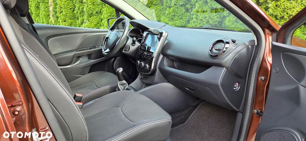 Renault Clio (Energy) TCe 90 Start & Stop INTENS - 29