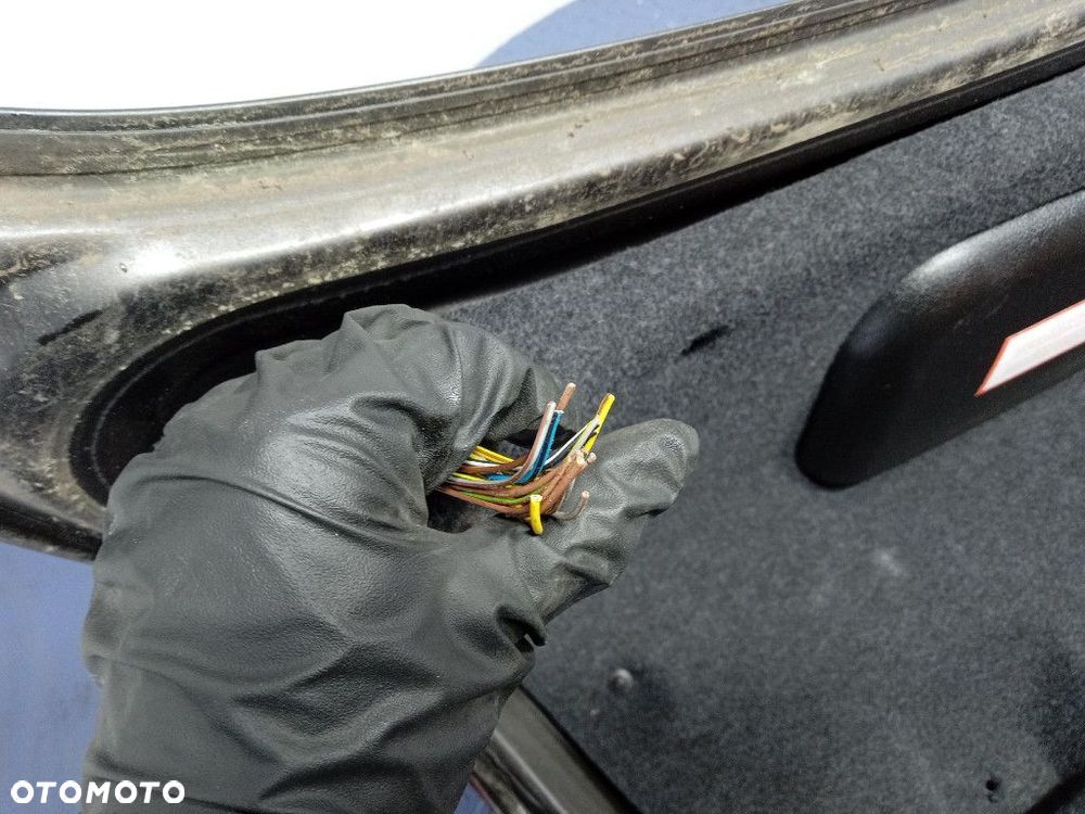 BMW 5 F10 LCI KLAPA BAGAŻNIKA TYŁ TYLNA B65 - 12