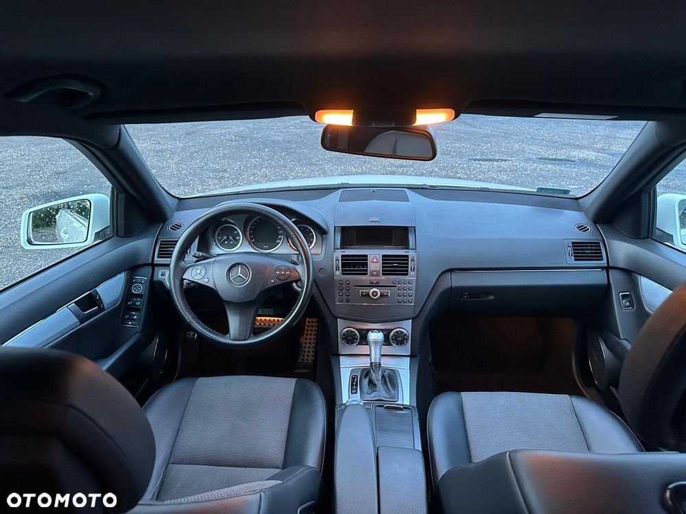 Mercedes-Benz Klasa C 180 Kompressor Automatik BlueEFFICIENCY Avantgarde - 19