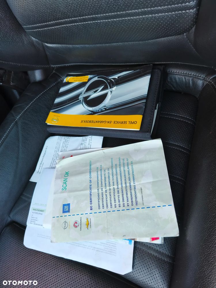 Opel Insignia 2.0 CDTI Cosmo - 16