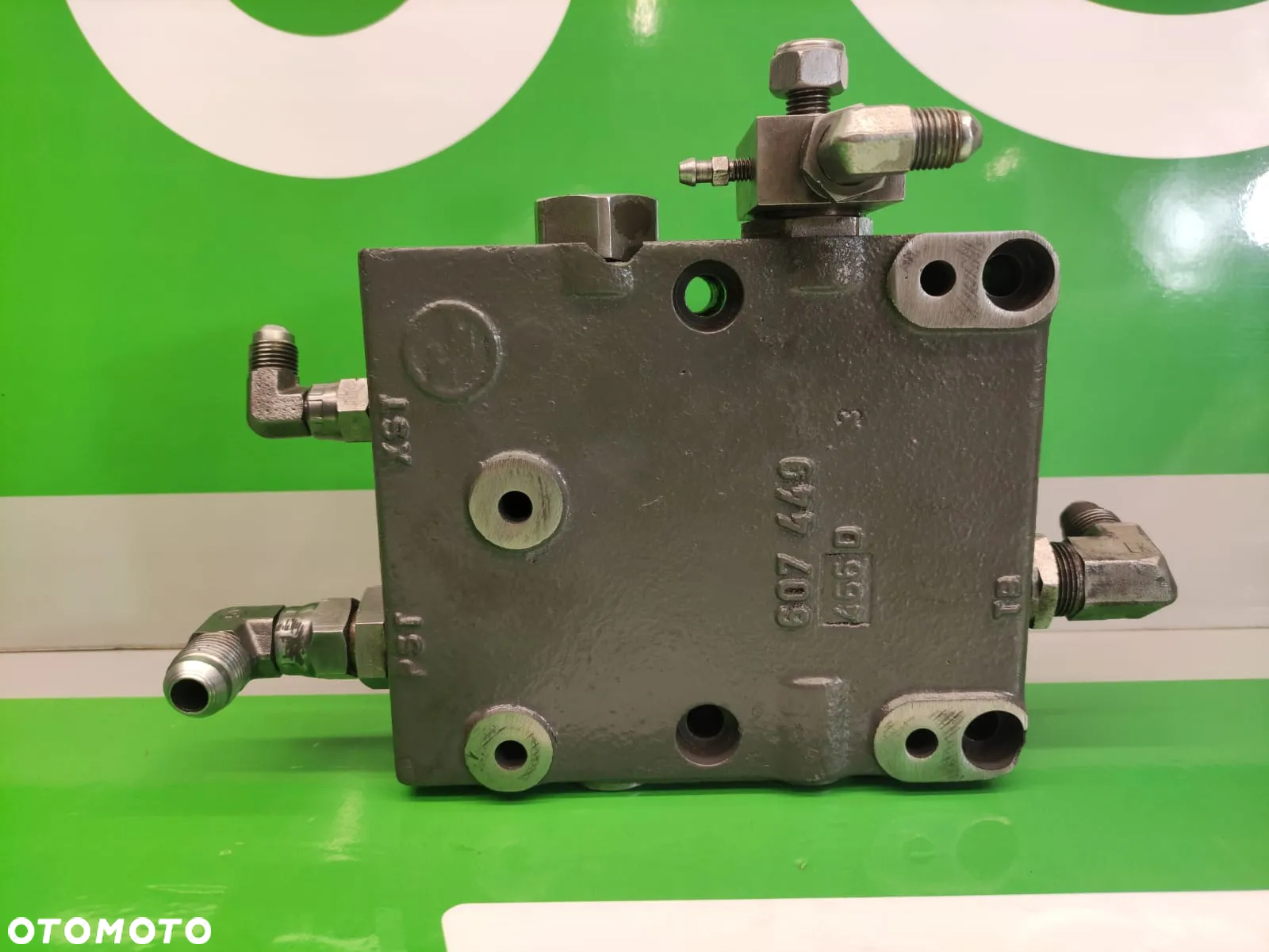 Blok Hydrauliczny 607449 0011355291 Claas Arion 660 - 5