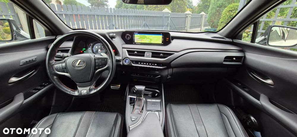Lexus UX 250h GPF F Sport AWD - 11