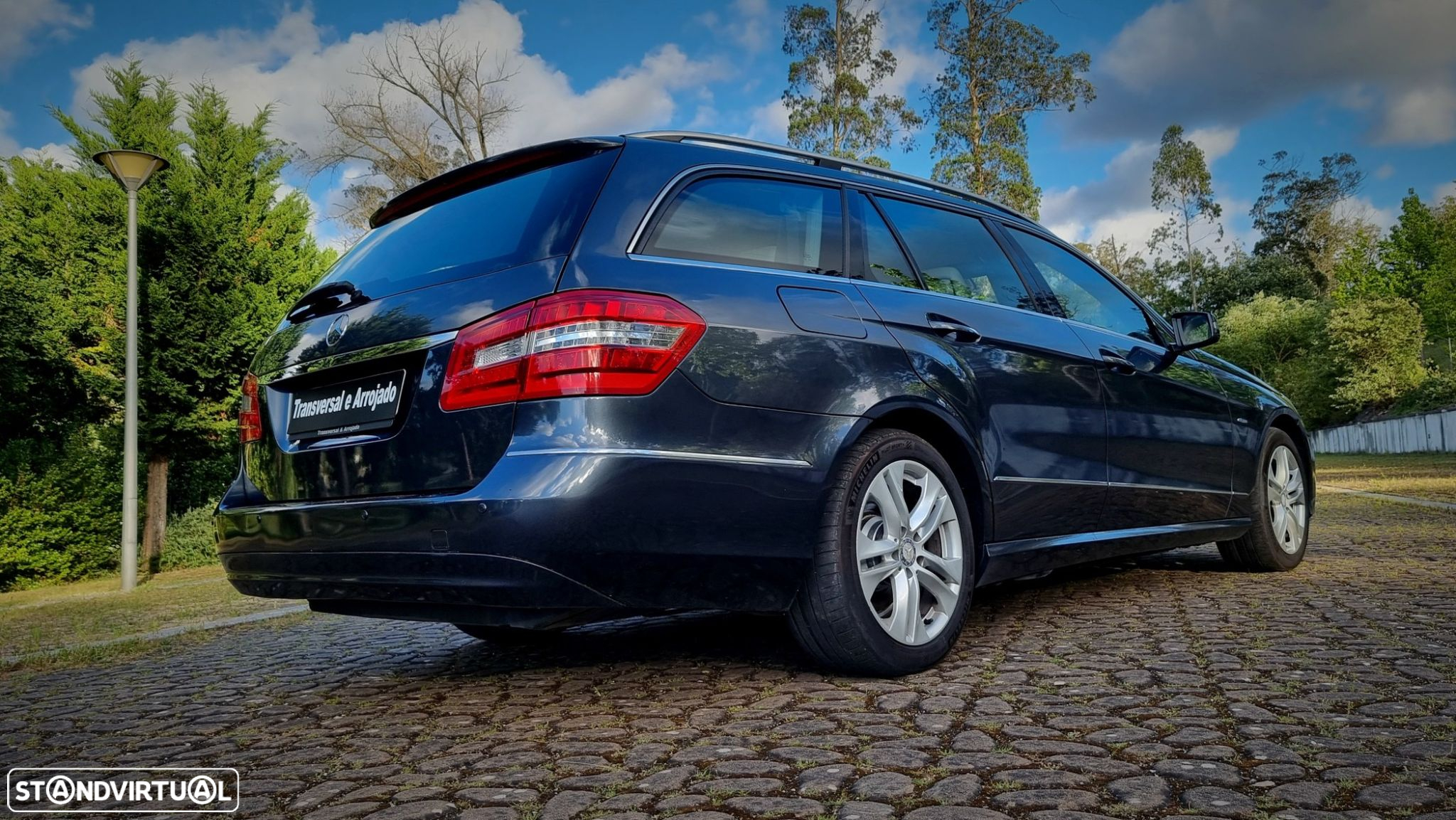Mercedes-Benz E 220 CDi Avantgarde BlueEfficiency - 21