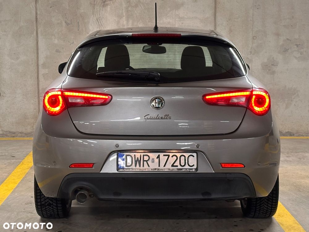 Alfa Romeo Giulietta 1.4 TB 16V Sport - 16