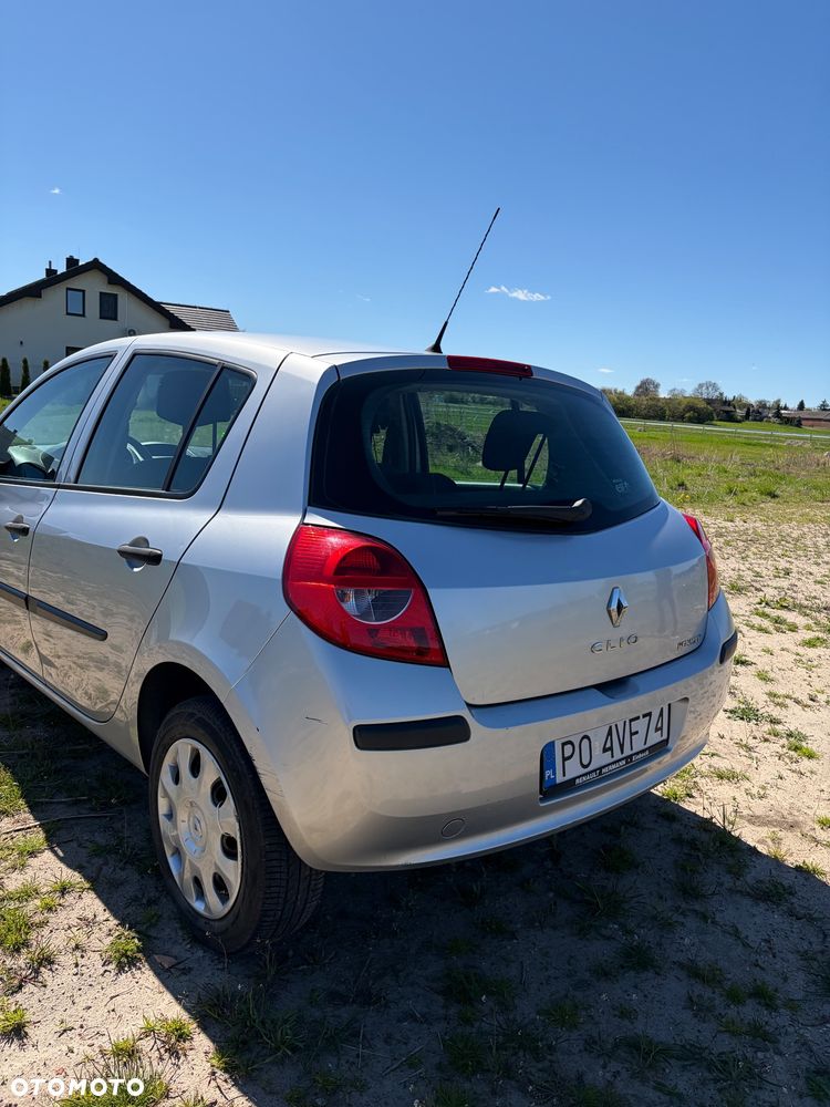 Renault Clio - 5