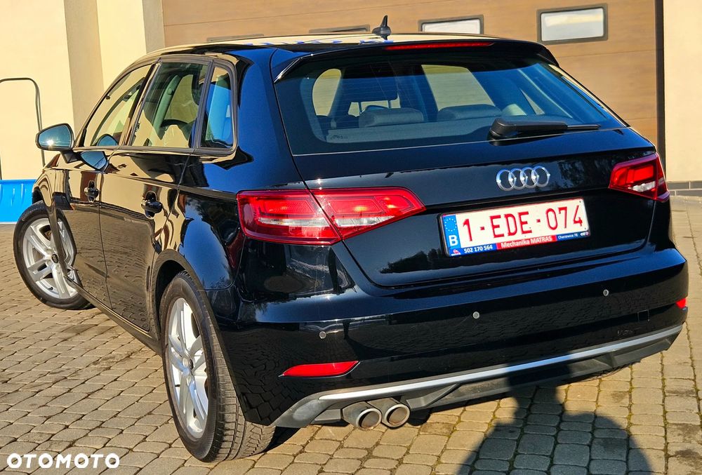 Audi A3 Sportback 2.0 TDI (clean diesel) quattro S tronic Attraction - 4
