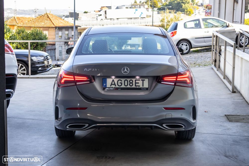 Mercedes-Benz A 250 e AMG Line - 7