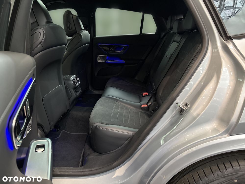 Mercedes-Benz GLC - 9