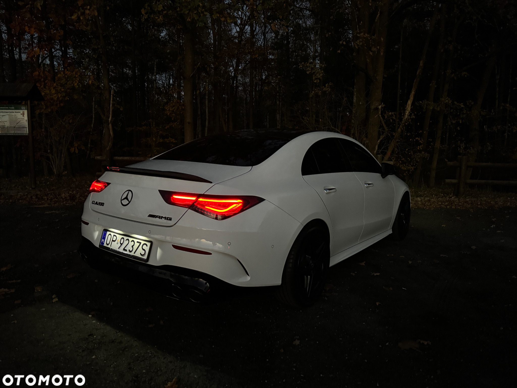 Mercedes-Benz CLA 200 AMG Line 7G-DCT - 21