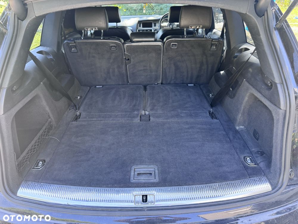 Audi Q7 - 7