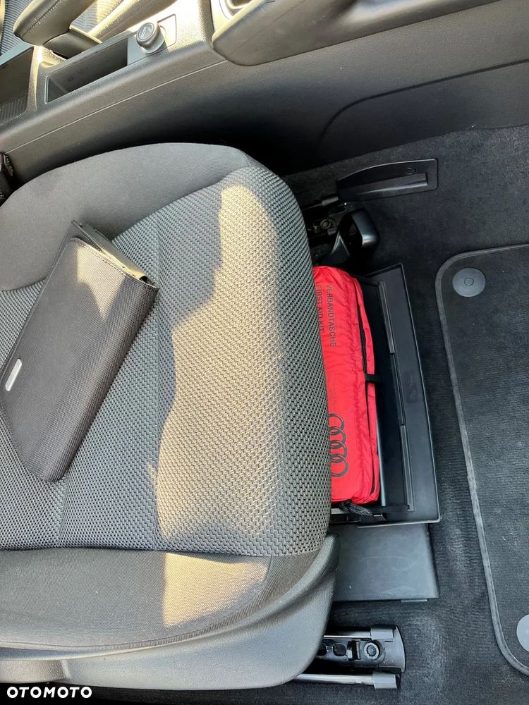 Audi A3 Sportback 1.9 TDI Attraction - 28